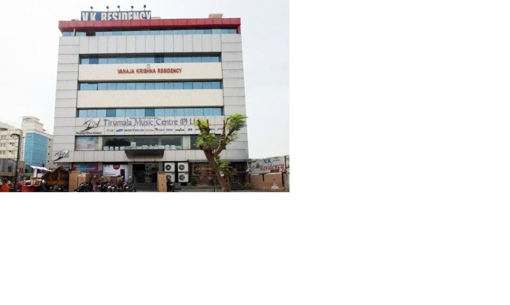 V.K.Residency Hotel Tirupati Buitenkant foto